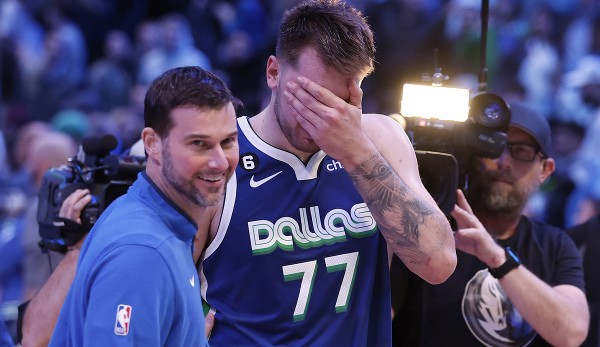 Luka Doncic kann es vielleicht selbst kaum fassen, was für eine Leistung er soeben abgeliefert hat.